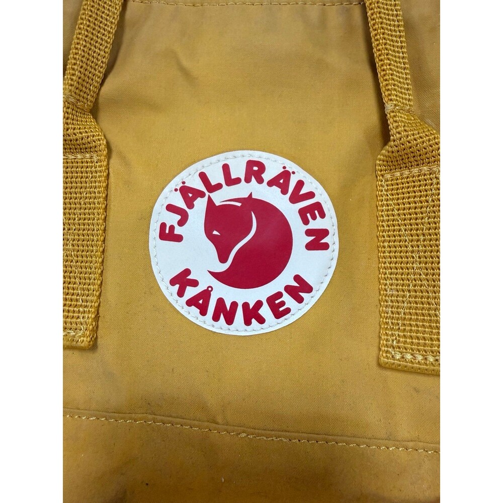 Fjallraven Kanken Backpack WELL LOVED NEEDS A BATH - Picture 4 of 10